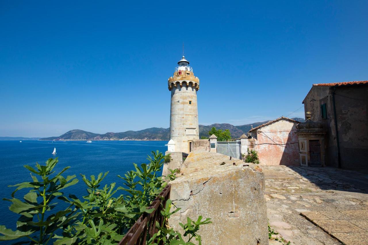 Helloelba Appartamento Il Faro Портоферрайо Экстерьер фото