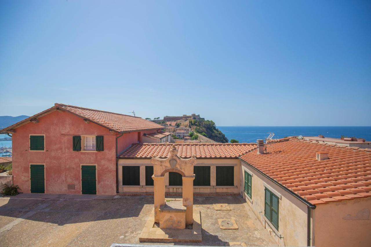 Helloelba Appartamento Il Faro Портоферрайо Экстерьер фото